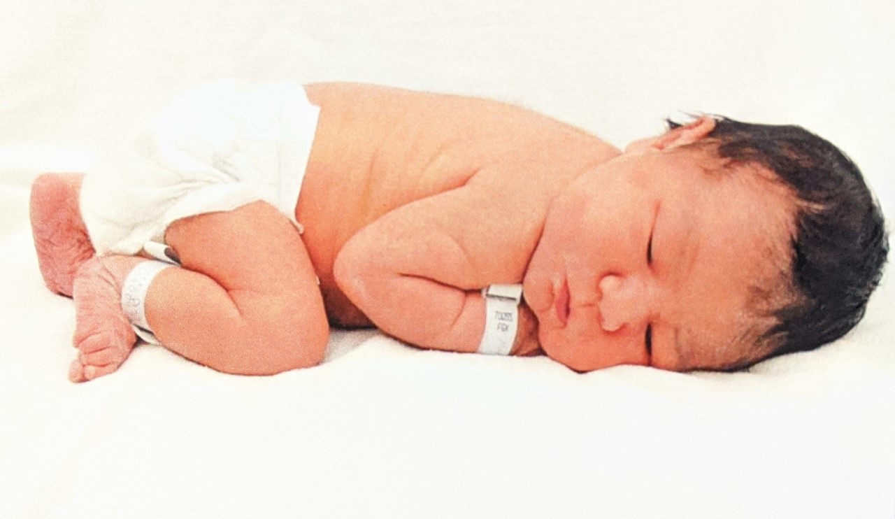 Newborn Mikaela